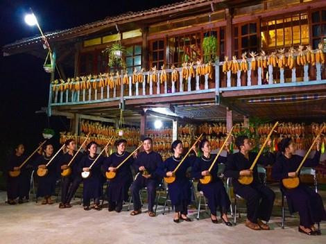 Ly ky Tran Yen, Lang Son: Mieu tho ke cuop va le hoi lam quy ma-Hinh-2