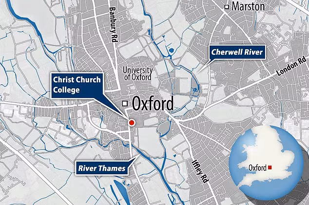 Vì vậy, cảnh sát tiến hành điều tra nhằm sớm tìm ra 3 bức tranh trị giá 12 triệu USD trên cũng như bắt được các thủ phạm về quy án. Mời quý độc giả xem video: Hé lộ chân dung đích thực nàng Mona Lisa qua xét nghiệm ADN. (Nguồn: VTC14).