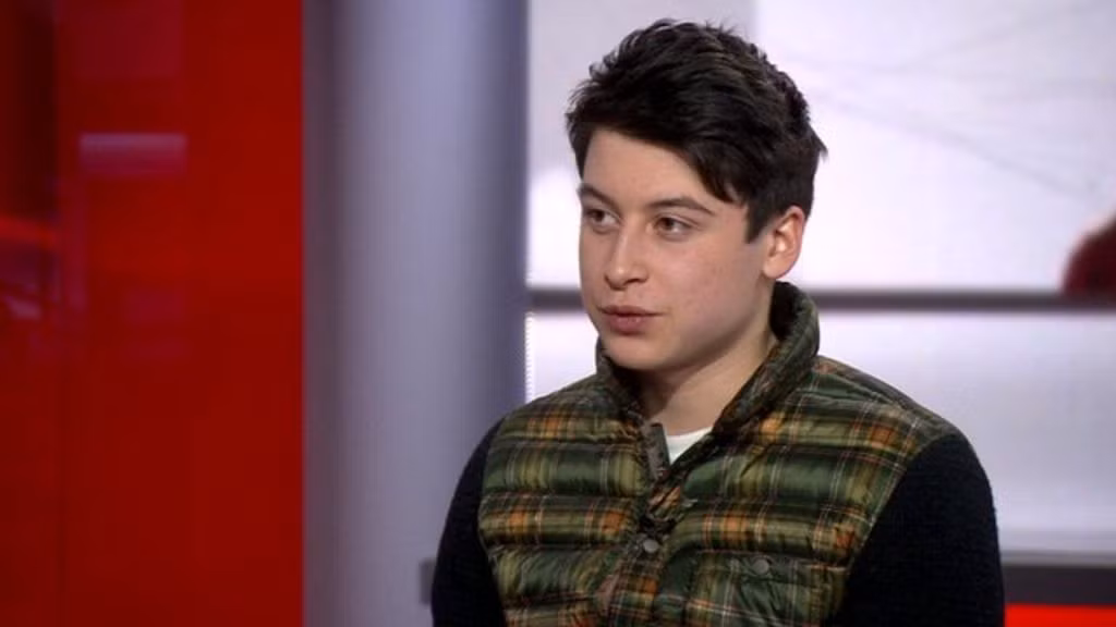 Ngoài ra, D' Aloisio kiếm được hàng triệu USD từ các dự án đầu tư, kinh doanh khác. Theo đó, chàng trai này trở thành một trong những triệu phú trẻ tuổi nhất thế giới.