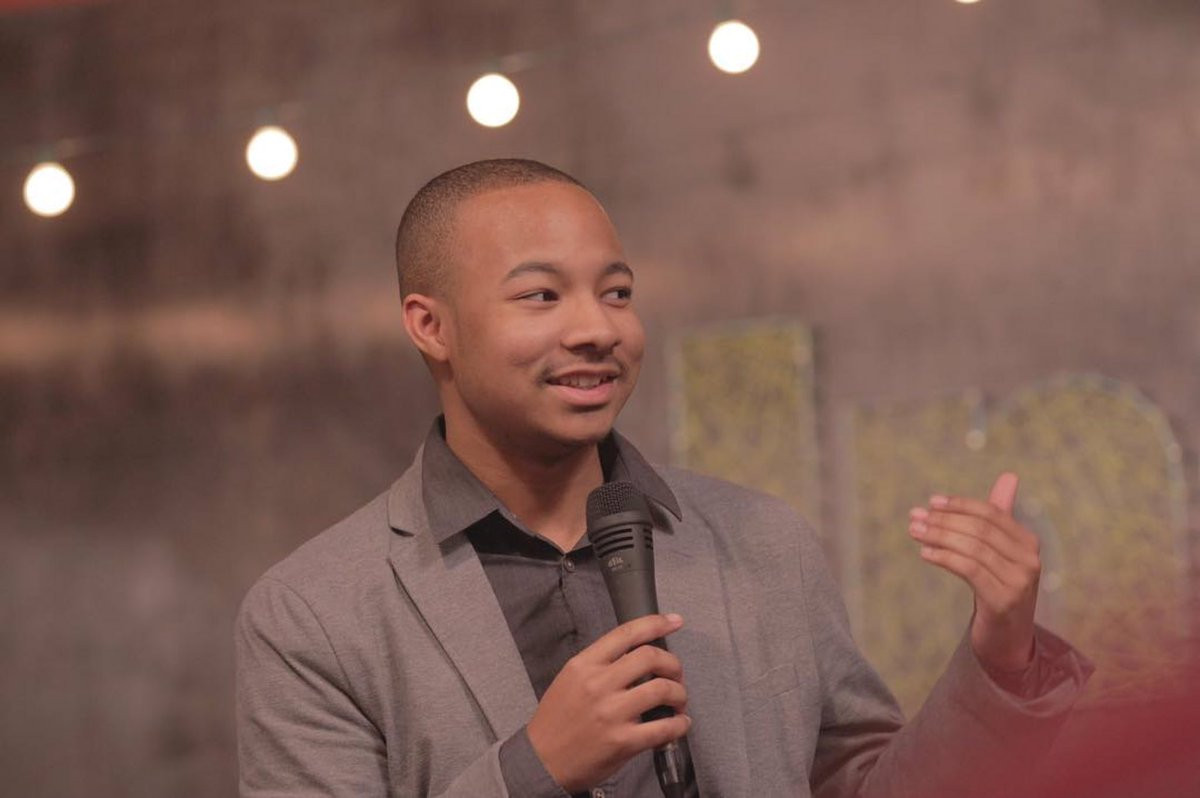 Sau 2 năm, công ty của Bledsoe có hơn 100 nhân viên gồm những nhà thiết kế và lập trình viên giỏi. Không những vậy, anh còn là nhà diễn thuyết xuất sắc trong các chủ đề doanh nhân với chiến lược kỹ thuật số, phát triển thương hiệu và bảo vệ quyền lợi của người trẻ.