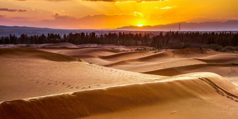 Chính vì vậy, một số chuyên gia cho rằng phía dưới sa mạc Taklamakan tồn tại một thành phố cổ xưa mà con người chưa khám phá ra do chưa có đủ nguồn lực và kinh phí hoạt động.