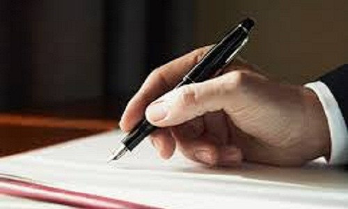 Thu cuu can bo Doan TP.HCM gui anh Dinh La Thang