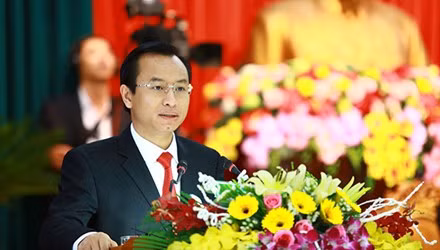 Bi nghi co 12 lo dat tien ty, ong Nguyen Xuan Anh noi gi?