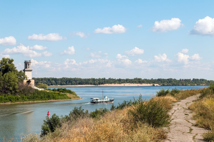 Có lẽ đây đây thực sự là tuyến đường trung chuyển. Khẳng định này có sức thuyết phục nhờ thực tế là tàu hộ vệ Tucha đang thực hiện một chuyến di chuyển tương tự lần thứ hai.