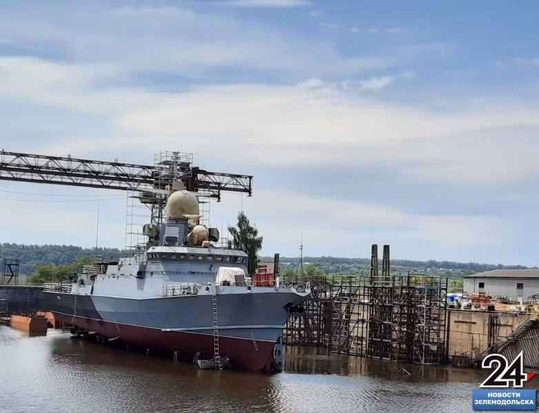 Tương tự, Iran đang đóng vai trò là đồng minh đáng tin cậy nhất của Liên bang trong vấn đề xung đột ở Ukraine khi cung cấp cho Moskva hỗ trợ rất lớn.