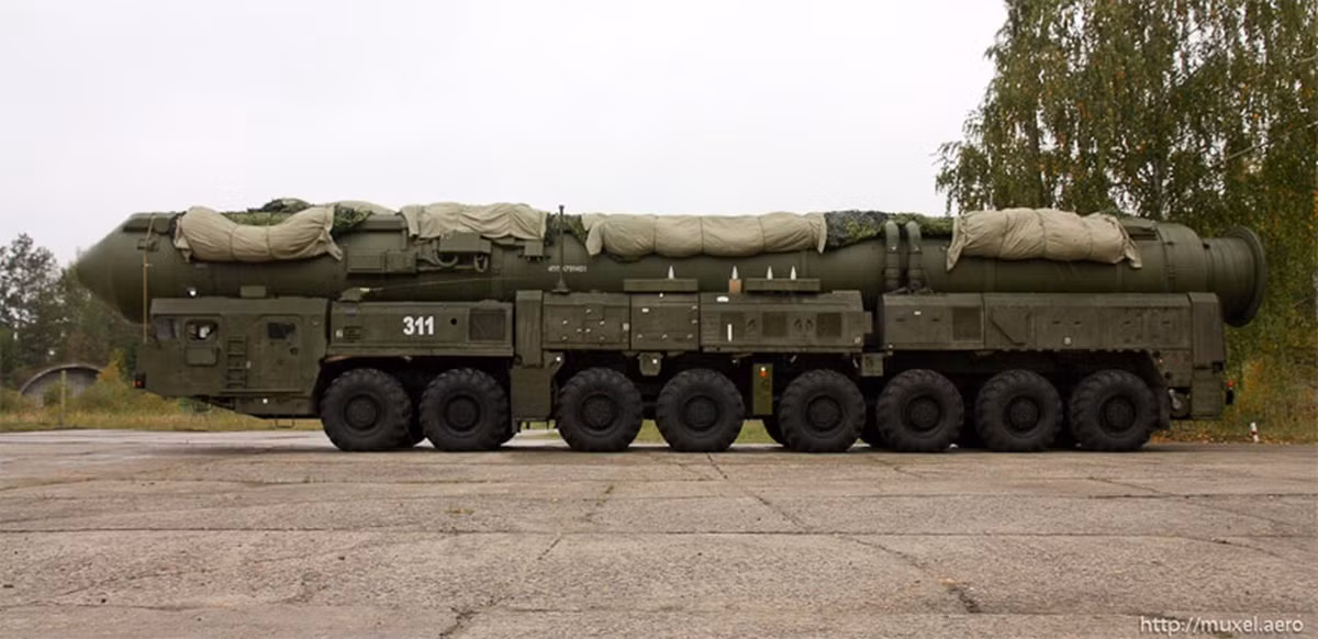 Bởi vì nếu Mỹ có hành động đáp trả mạnh mẽ hơn, Nga khó lòng theo kịp cuộc chạy đua vũ trang mới, khi đang hao tổn quá nhiều tiềm lực vào cuộc chiến Ukraine như hiện nay.