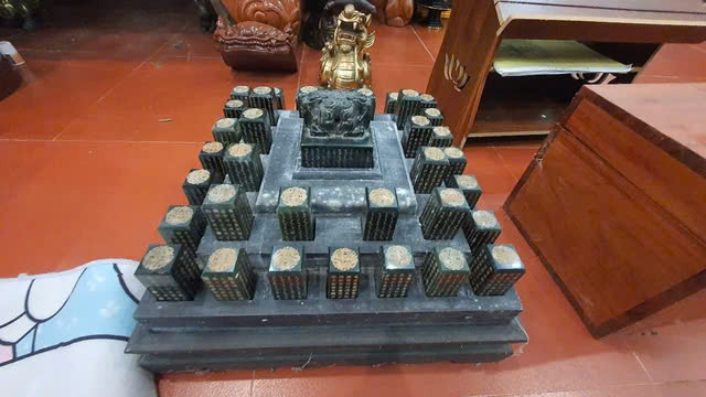 Bộ ấn được vợ chồng Tuấn thổi phồng có giá hơn 1,3 tỉ đồng