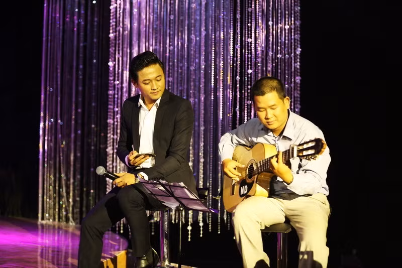 18 ca khuc bolero truoc nam 1975 duoc cap phep-Hinh-2