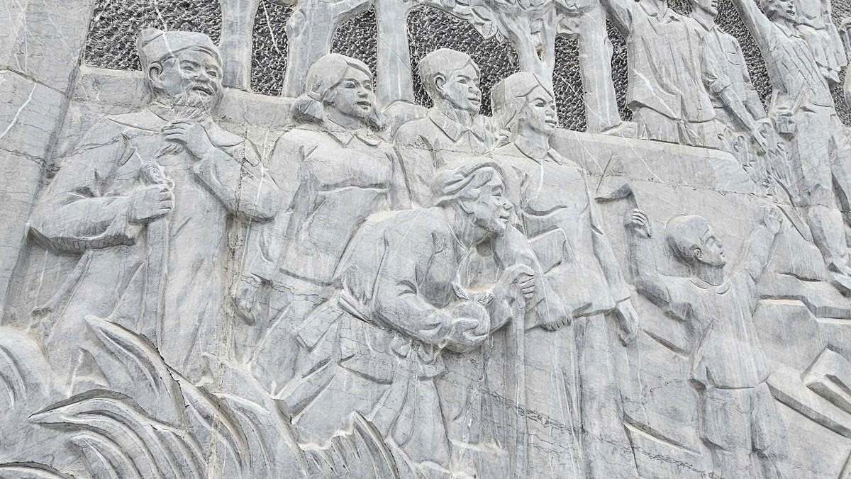 Can canh cong trinh tuong dai “Tieng sam duong 5” o Hai Duong-Hinh-10