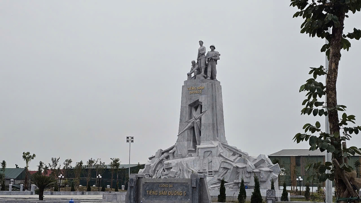 Can canh cong trinh tuong dai “Tieng sam duong 5” o Hai Duong-Hinh-6