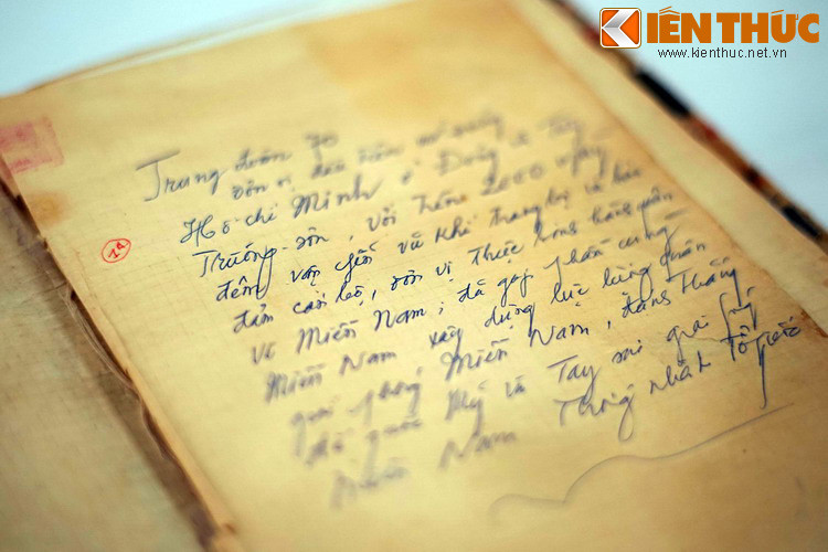 Tập "Trường Sơn 16 năm" do Đại tá Nguyễn Danh viết tay.