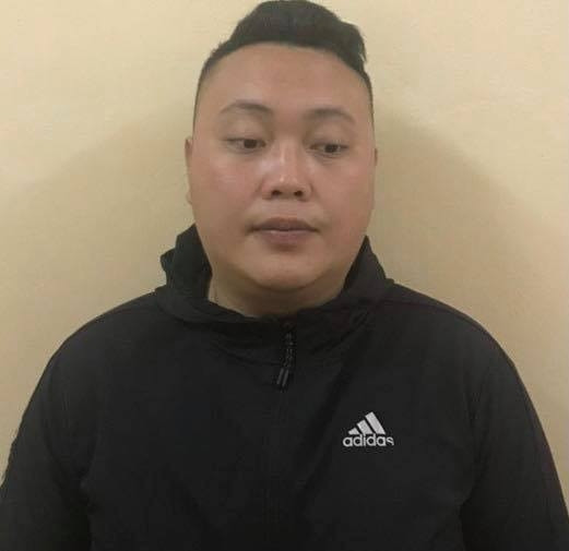  Siêu trộm 9x chuyên đột nhập chung cư: Lê Văn Tuấn (sinh năm 1996, trú quận Long Biên, Hà Nội) đã lợi dụng các hộ gia đình ở khu chung cư vắng nhà để trộm cắp tài sản. Ngày 13/4/2021, Tuấn bị Công an quận Long Biên bắt giữ, đấu tranh khai thác, Lê Văn Tuấn khai nhận đã thực hiện 15 vụ trộm khác tại các phòng chung cư trong khu đô thị Đặng Xá. 