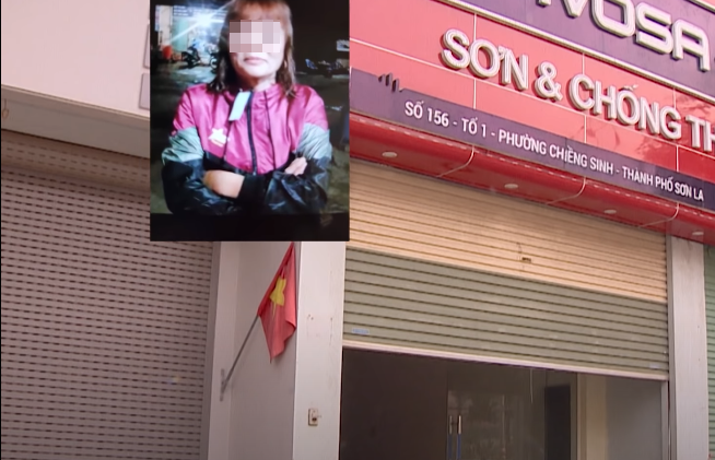 Đó là bà Đỗ Thị T. (SN 1971). Bà T. có nhà cho thuê tại đây, nhưng chủ yếu sinh sống tại Bắc Yên, thời gian gần đây, bà T. thường xuyên vắng nhà. Ngay lập tức, Ban chuyên án khoanh vùng những mối quan hệ của bà Đỗ Thị T. và được biết, ngoài căn nhà đang cho thuê kinh doanh sơn xây dựng tại đường Lê Duẩn thì bà T. còn có một lô đất đối diện cho thuê làm gara sửa chữa ô tô.