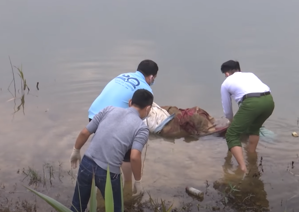 Ngay sau khi nhận được tin báo, Ban giám đốc Công an tỉnh Sơn La đã nhanh chóng chỉ đạo các đơn vị chức năng tổ chức khám nghiệm, điều tra, quyết tâm phá vụ án sớm nhất có thể để đảm bảo ổn định tình hình dư luận.