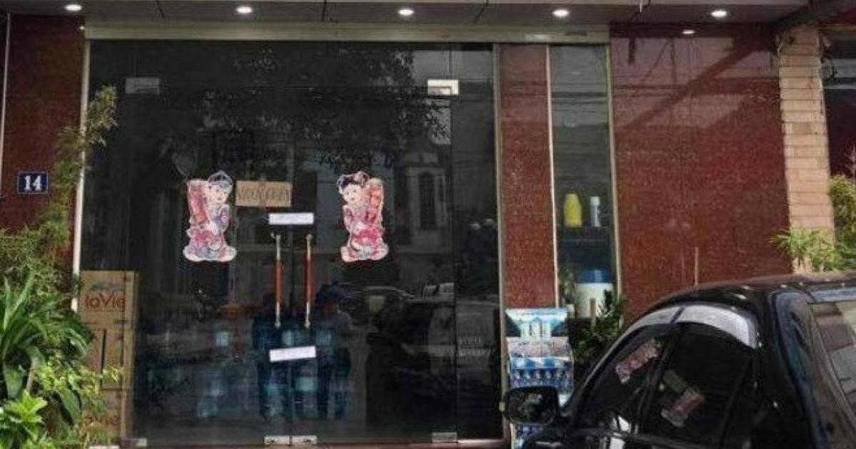 Ngày 28/9/2021, Công an quận Bắc Từ Liêm khởi tố bị can đối với Lê Thành Công về tội Cố ý gây thương tích. Ngày 30/9/2021, Phòng kỹ thuật hình sự - Công an TP Hà Nội có Bản kết luận pháp y kết luận nguyên nhân tử vong của bé A. là ngạt do trào ngược thức ăn vào khí quản, hậu quả của sốc chấn thương. Thương tích trên cơ thể nạn nhân do tác động của vật tày gây nên.