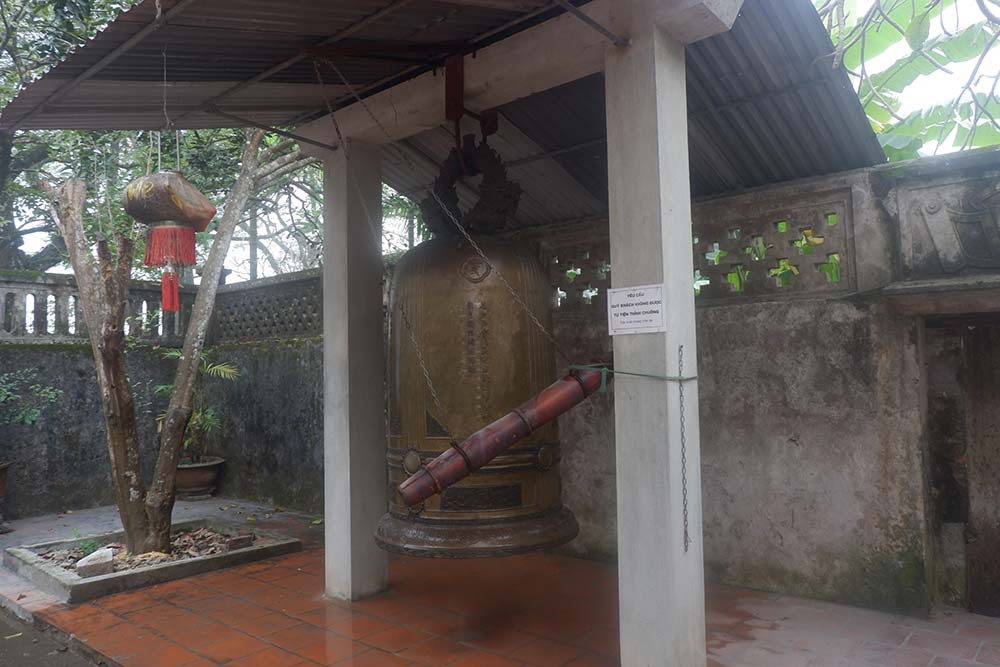 Chùa Bà Đanh nằm trong hệ thống chùa thờ Tứ Pháp, gắn liền với những câu chuyện mang màu sắc huyền thoại, với cuộc sống lao động của nhân dân.