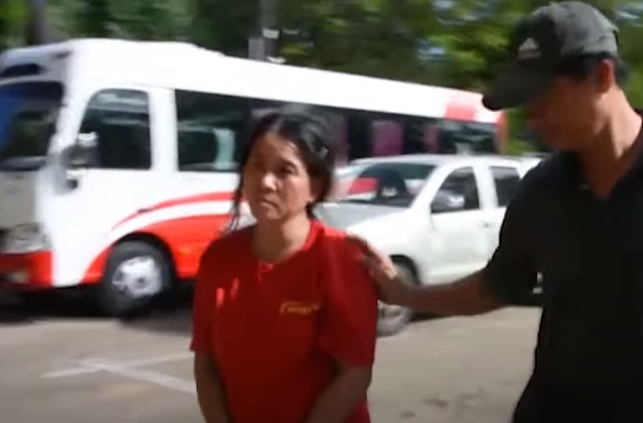 Ngoài ra, trên người Chanh còn thủ sẵn một con dao, qua đấu tranh khai thác Chanh khai nhận có ý định giết lễ tân khách sạn tại nơi Chanh thuê nghỉ ở TP HCM để lấy tiền. 