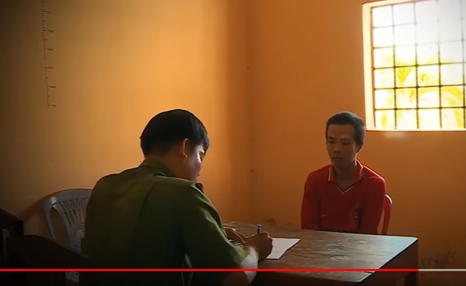 Tại cơ quan Công an, Lưu Văn Suôl khai nhận có yêu đương với Phan Tuyết Hương từ trước. Chị Hương nói chưa có chồng, chưa có người yêu nhưng sau đó Lưu Văn Suôl phát hiện Hương có chồng làm ngư phủ, có con riêng nên đã đem lòng thù hận. Trước đó, Lưu Văn Suôl chủ động ly hôn với vợ của mình.