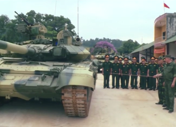 Trong bảng phân loại đánh giá sức mạnh các phương tiện chiến đấu bọc thép của Việt Nam hiện tại thì T-90 đang đứng ở vị trí đầu bảng.