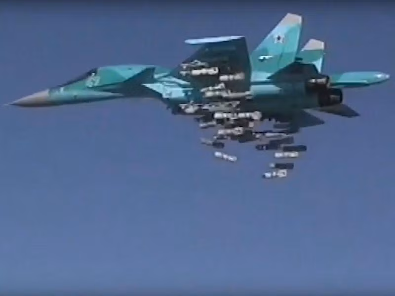 Dù số lượng máy bay quân sự nhiều gấp 3 lần Nga nhưng giới quân sự Mỹ nhiều lần từng thừa nhận rất ngán ngại sức mạnh trên không của Moscow và trên thế giới, chỉ có Không quân Nga có thể đủ sức đánh bại được Mỹ.