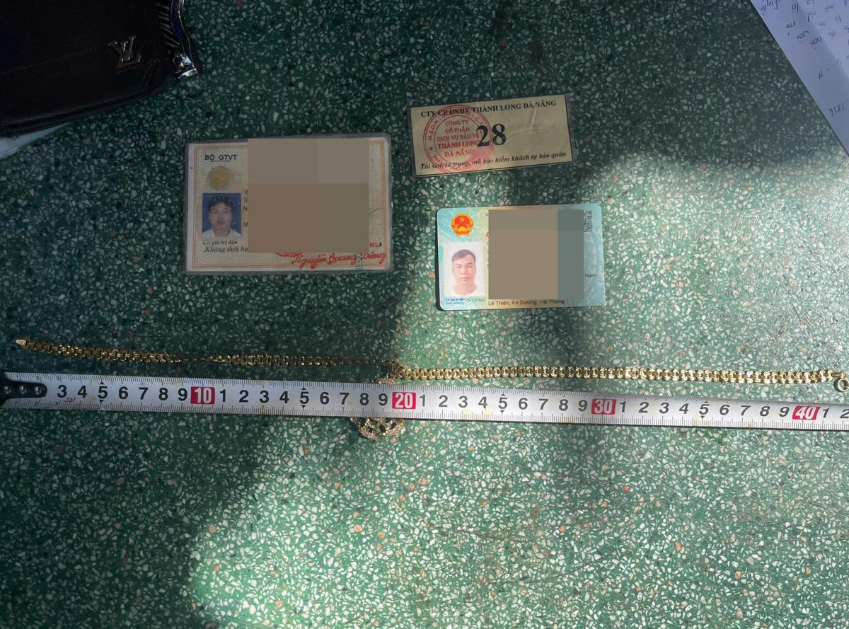 Tóm gọn đối tượng cướp giật manh động có 4 tiền án - Hình 2 Tom gon doi tuong cuop giat manh dong co 4 tien an-Hinh-2