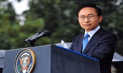 Năm 1965, Lee được nhận vào Công ty Hyundai và đến năm 1977, ở tuổi 37, Lee trở thành tổng giám đốc điều hành trẻ nhất trong lịch sử Hyundai và sau đó giữ chức chủ tịch vào năm 1988. Ảnh: Zimbio.