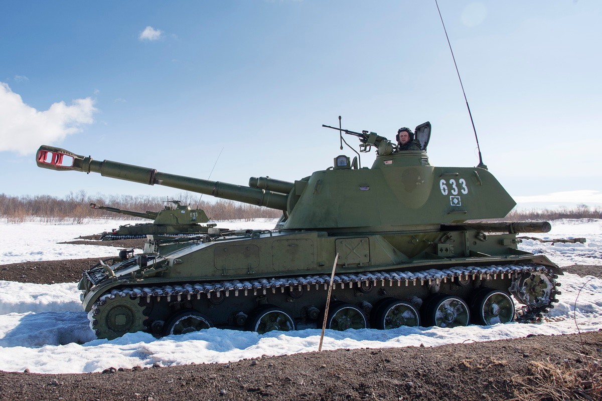 Trong quá khứ, 2S3 "Akatsiya" là một trong những mẫu pháo tự hành thành công nhất của Liên Xô trước khi xuất hiện "huyền thoại" 2S19 "Msta-S". Nguồn ảnh: Bộ Quốc phòng Nga. 