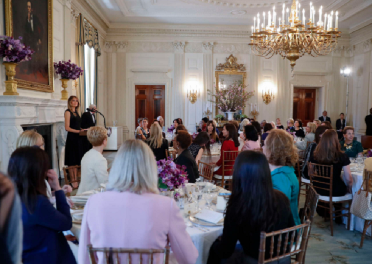 Đệ nhất phu nhân Melania cho rằng giáo dục chính là một cách để ngăn chặn tình trạng bất bình đẳng giới và cam kết trở thành cầu nối cho phụ nữ. Ảnh: WTOP.