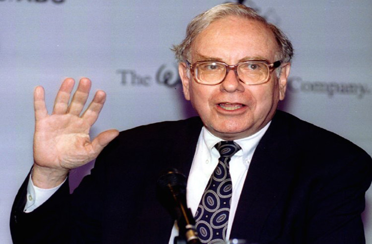 Lúc đó, ông Buffett không hề muốn gặp Gates và Gates cũng vậy. “Trên đường đi, tôi đã nói rằng tại sao chúng ta lại dành cả ngày với những con người này. Chúng ta cứ phải giữ lịch sự như vậy bao lâu nữa”, Buffett nhớ lại.