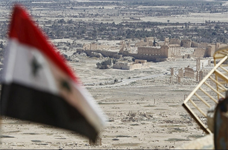 Còn tại Hama, lực lượng chính phủ Syria tấn công dữ dội căn cứ của phiến quân HTS ở khu vực phía tây và bắc tỉnh, khiến hàng chục chiến binh khủng bố bỏ mạng trong khi trang thiết bị quân sự, vũ khí của bọn chúng bị phá hủy. Ảnh: FNA.