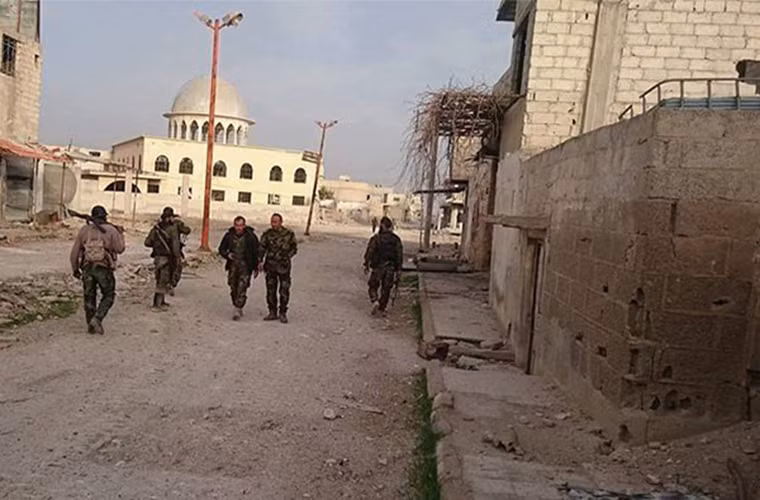 Theo một nguồn tin quân sự ở Damascus, Quân đội Syria có thể sẽ mở cuộc tấn công quy mô lớn nhằm vào hai thị trấn này trong vài giờ tới. Ảnh: FNA.