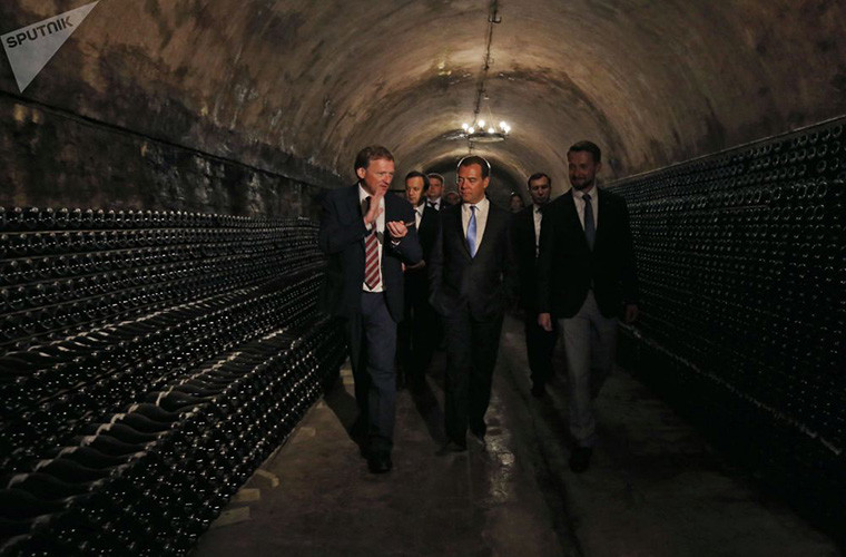 Hồi tháng 10/2007, ông được bầu làm thành viên của Hội đồng Tối cao Liên bang Nga.