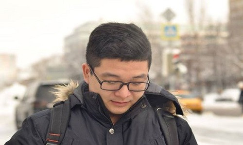 Thi thể sinh viên Lê Thế Anh được phát hiện trong thùng rác ở Nga. Ảnh: Facebook.