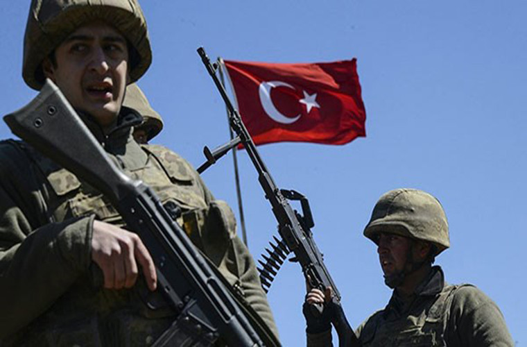 Hồi tuần trước, hơn 60 cảnh sát đặc nhiệm Thổ Nhĩ Kỳ cũng đã được triển khai tới vùng Afrin sau khi Quân đội Syria triển khai lực lượng tới khu vực này nhằm hỗ trợ người Kurd chống lại các cuộc tấn công của Ankara. Ảnh: FNA.