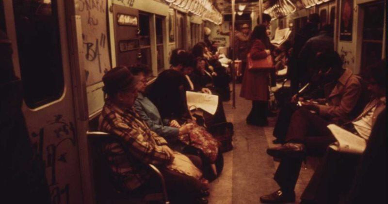 Vào thập niên 1970 và 1980, tàu điện ngầm ở New York bị đánh giá là hệ thống giao thông công cộng nguy hiểm nhất thế giới.