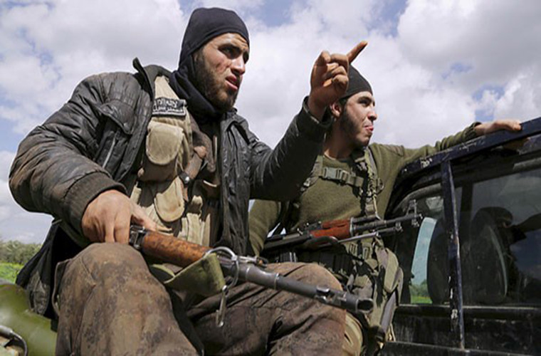 Trước đó, theo hãng Fars (Iran), các tay súng Jaysh Al-Islam đã từ chối đầu hàng Quân chính phủ Syria tại thành trì của chúng ở Douma, bất chấp nỗ lực thuyết phục từ phía Trung tâm Hòa giải Nga tại Syria. Ảnh: FNA.