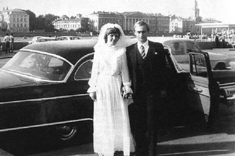 Tổng thống Putin kết hôn với bà Lyudmila năm 1983.