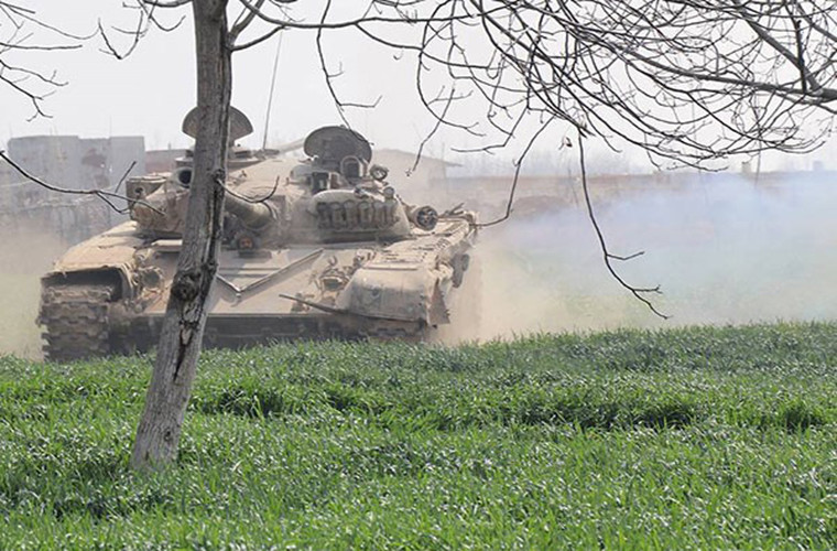 Đêm 12/3, Quân đội Syria bất ngờ đột kích thị trấn Jisreen ở Đông Ghouta. Sau cuộc giao tranh ác liệt với phiến quân Faylaq al-Rahman và Hayat Tahrir al-Sham (HTS), lực lượng chính phủ Syria đã chiếm được nhiều tòa nhà ở phía đông thị trấn này. Ảnh: FNA.