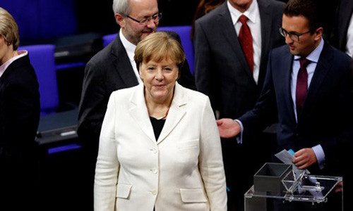 Giới quan sát nhận định, "Bà đầm thép" Merkel của nước Đức sẽ đối mặt với không ít thách thức trong việc chèo lái nền kinh tế lớn nhất châu Âu này. Ảnh: NPR.