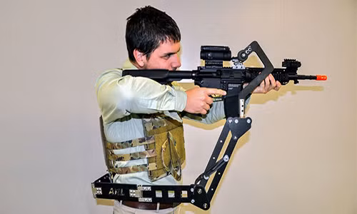 Mỹ đang chế tạo "vũ khí thứ ba" cho binh sĩ. Ảnh: Twitter.