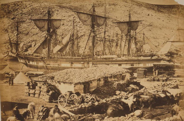 Khu vực cảng Balaklava năm 1855.