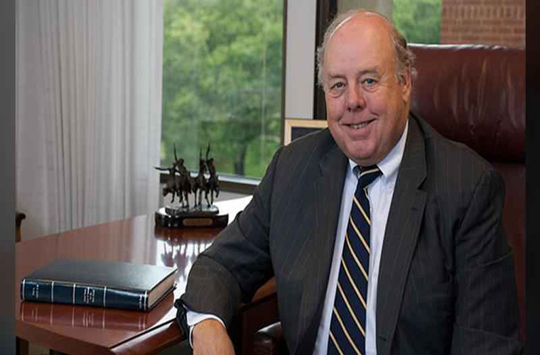 Sau khi rời khỏi Bộ Tư pháp năm 1978, ông làm luật sư riêng và làm việc cho nhiều công ty luật nổi tiếng. Ảnh: Đại học Emory.