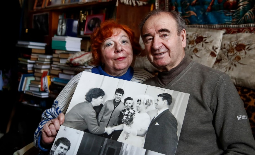 Ông Gennady Avdeev, 78 tuổi, và vợ, Lyudmila Avdeeva, 74 tuổi, đều ủng hộ ứng viên Vladimir Zhirinovsky trong cuộc bầu cử Tổng thống Nga vào ngày 18/3 tới.