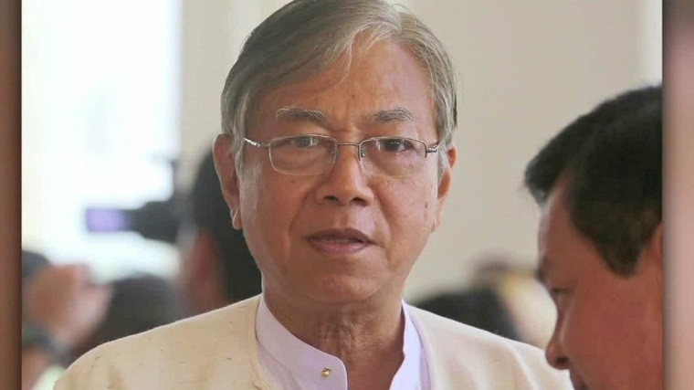 Htin Kyaw học tại Viện Kinh tế Rangoon và tốt nghiệp với bằng thạc sĩ kinh tế chuyên về thống kê năm 1962. Ảnh: CNN.