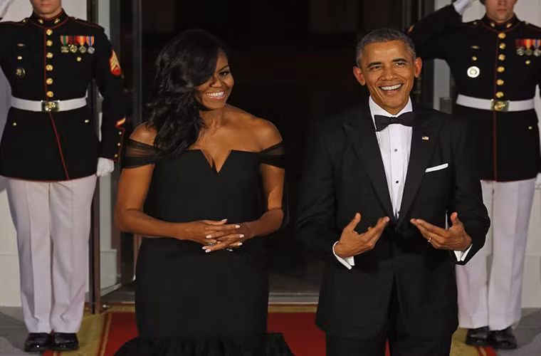 Khi sự nghiệp chính trị của ông Obama ngày càng thăng tiến, bà Michelle chia sẻ rằng bà cảm thấy lo lắng vì cuộc sống của hai con gái có thể bị ảnh hưởng.