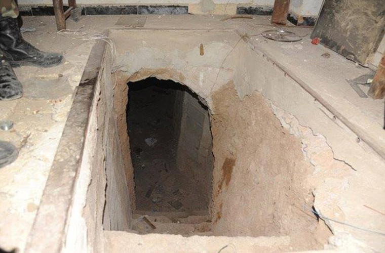 Nhóm phiến quân định sử dụng số vũ khí cất giấu trong hầm ngầm để đối phó với cuộc tấn công như vũ bão của lực lượng chính phủ Damascus. Ảnh: FNA.