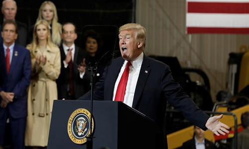 Bat ngo rut quan khoi Syria, Tong thong Trump dang toan tinh gi?