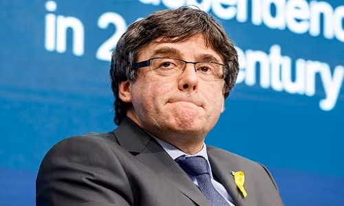 Ông Carles Puigdemont bị bắt giữ khi đang lái xe trên đường từ Đan Mạch sang Đức. Ảnh: Politico