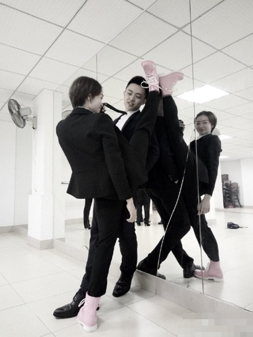 Hơn nữa, kabedon không chỉ được các chàng trai dùng để thể hiện tình yêu với cô gái mình thích mà còn được dùng để bày tỏ sự tức giận và ghen tuông một cách rất "soái ca".