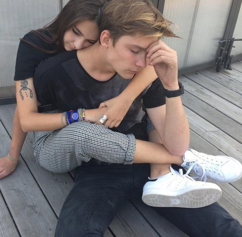 Tôi đã chuẩn bị mọi thứ chu đáo để mong có một đêm tân hôn ngọt ngào. Ảnh minh họa.